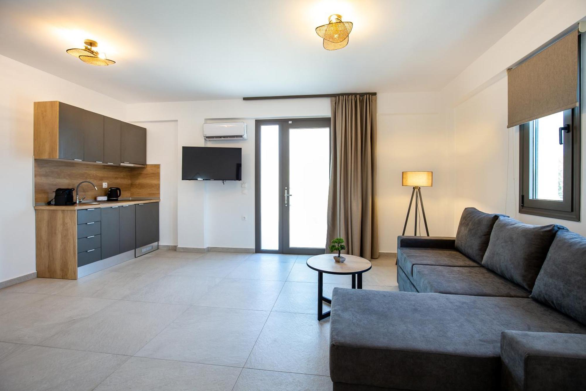 Vlashi Apartments Limenaria  Eksteriør billede